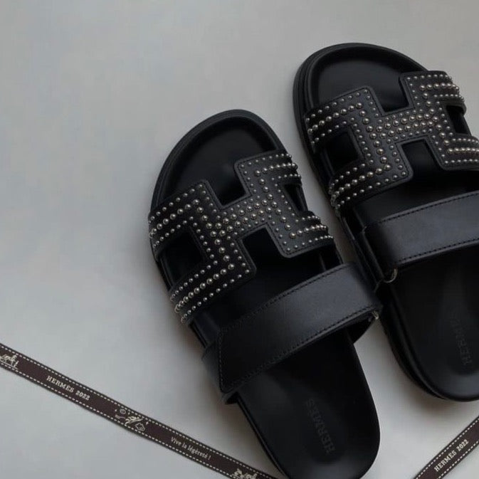 Hermes Chypre sandals black with studs